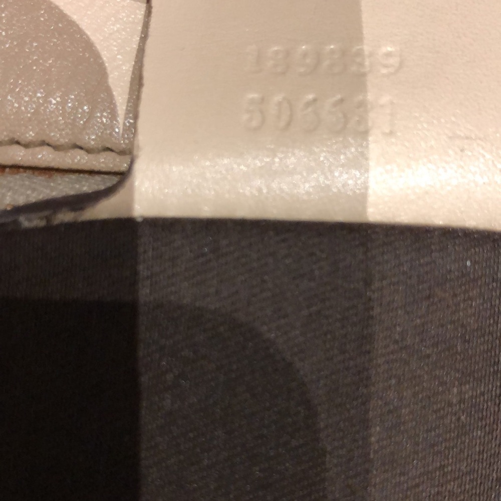 🍒HPx2🍒Gucci Python Hobo - Picture 6 of 7
